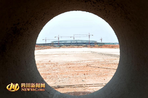 泸州云龙机场建设强势推进 确保7月1日前投运(图1) 泸州云龙机场建设强势推进 确保7月1日前投运(图1)