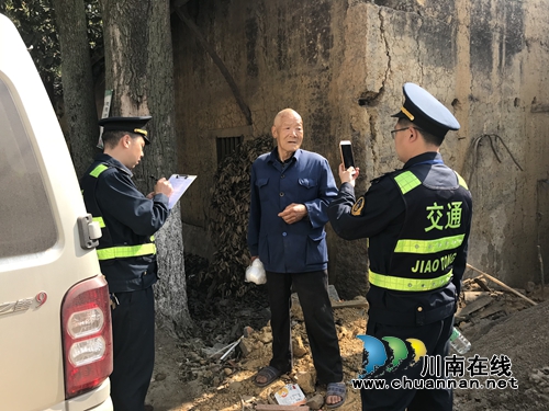 泸县百和镇开展道路交通“五统一、五联动”联合执法行动(图2) 泸县百和镇开展道路交通“五统一、五联动”联合执法行动(图2)