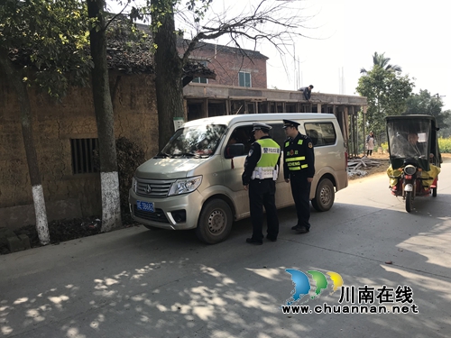 泸县百和镇开展道路交通“五统一、五联动”联合执法行动(图5) 泸县百和镇开展道路交通“五统一、五联动”联合执法行动(图5)