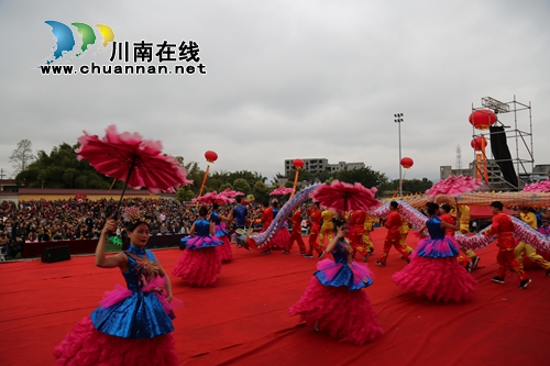 龙舞方洞 泸县举行二月二龙抬头民俗文化活动(图3) 龙舞方洞 泸县举行二月二龙抬头民俗文化活动(图3)