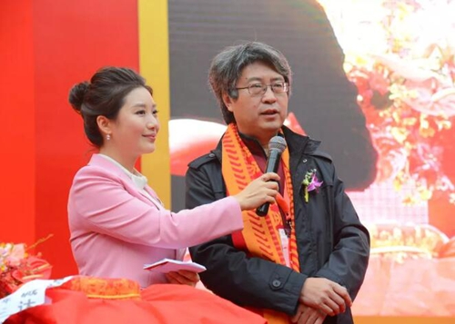 泸州老窖封藏大典:“关羽张飞赵云”都来了!(图14) 泸州老窖封藏大典:“关羽张飞赵云”都来了!(图14)