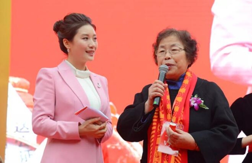 泸州老窖封藏大典:“关羽张飞赵云”都来了!(图16) 泸州老窖封藏大典:“关羽张飞赵云”都来了!(图16)