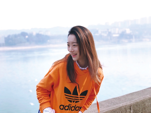 杜伶俐:泸州妹反差饰演当红“舞女” 新生代内外兼修未来可期(图3) 杜伶俐:泸州妹反差饰演当红“舞女” 新生代内外兼修未来可期(图3)