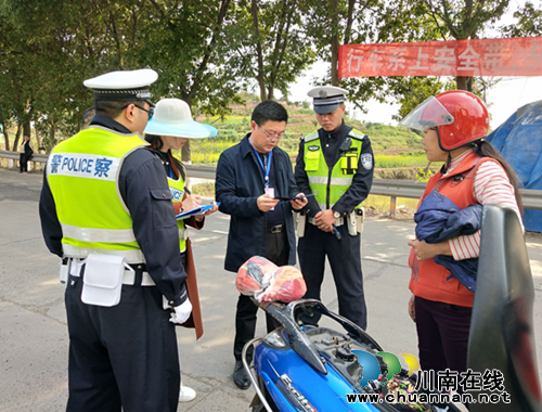 泸县立石镇开展道路交通安全“三联动”执法检查