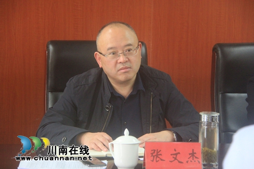 张文杰到泸县百和镇调研国民经济和发展工作(图1) 张文杰到泸县百和镇调研国民经济和发展工作(图1)
