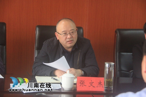 张文杰到泸县百和镇调研国民经济和发展工作