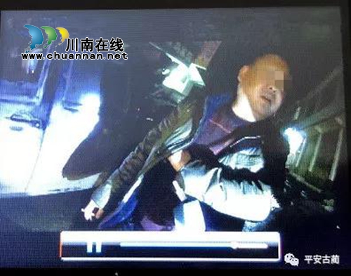 古蔺司机克隆驾证 交警火眼金睛揪出“冒牌”(图2) 古蔺司机克隆驾证 交警火眼金睛揪出“冒牌”(图2)