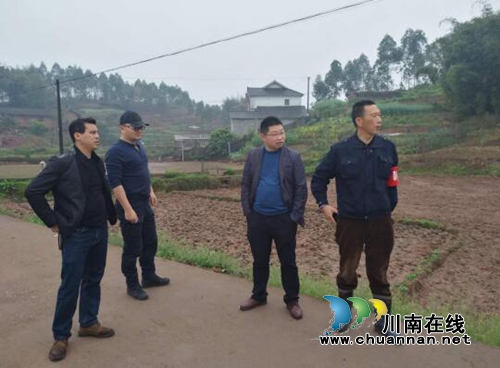宜宾南溪区汪家镇人大代表视察春耕旱情