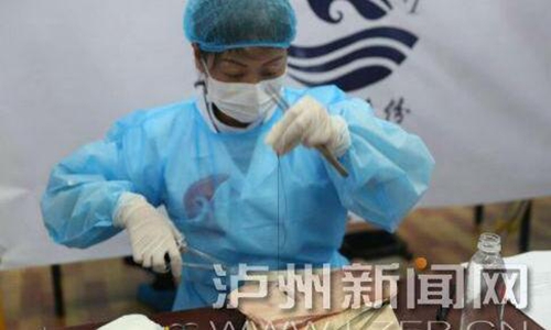 泸州唯一女入殓师获全国职业技能竞赛二等奖(图1) 泸州唯一女入殓师获全国职业技能竞赛二等奖(图1)