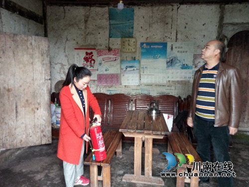 江阳区华阳街道开展古建筑文物安全检查