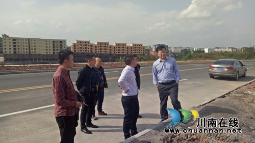 合江临港工业园区“多对一”联系机制推进项目建设(图1) 合江临港工业园区“多对一”联系机制推进项目建设(图1)