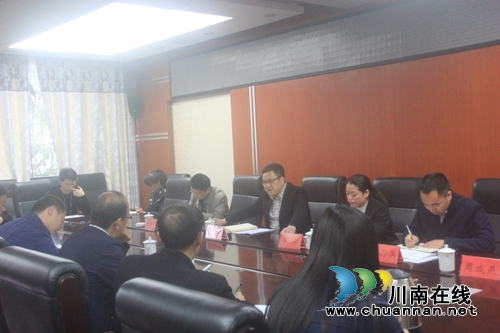 泸县副县长先泽平带队检查百和镇学校安全工作
