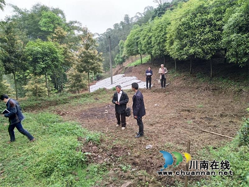 泸州市卫计委到纳溪区调研生育关怀安居工程