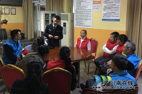 江阳区北城街道濂溪路社区联合养老院组织消防安全活动(图1) 江阳区北城街道濂溪路社区联合养老院组织消防安全活动(图1)