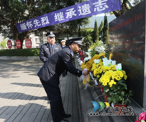 泸州龙马潭:缅怀革命先烈 传承红色基因(图3) 泸州龙马潭:缅怀革命先烈 传承红色基因(图3)