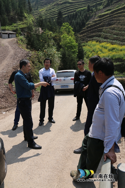 泸州国家高新区管委会组织赴叙永苗乡“把脉问诊”脱贫攻坚工作(图5) 泸州国家高新区管委会组织赴叙永苗乡“把脉问诊”脱贫攻坚工作(图5)