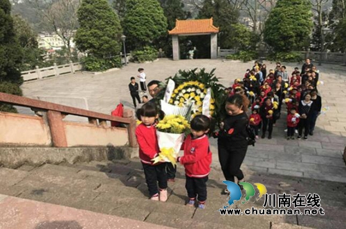 贵州盘州市双凤镇各学校开展让孩子争做时代新人“传承红色基因·清明祭英烈”系列活动(图5)