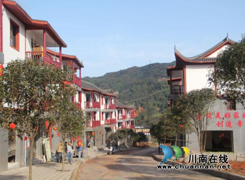 泸州这两口子带着娃儿奔赴700公里捐出30万!(图12) 泸州这两口子带着娃儿奔赴700公里捐出30万!(图12)