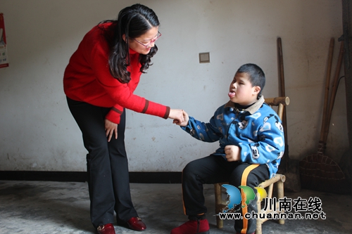 叙永县叙永镇中心校：关爱特殊儿童&nbsp;送教上门暖人心(图2)