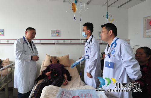 西南医大中医院专家赴资阳市中医医院考察交流(图6) 西南医大中医院专家赴资阳市中医医院考察交流(图6)