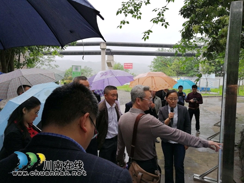 泸州市人大立法调研华阳街道饮用水水源保护区(图1) 泸州市人大立法调研华阳街道饮用水水源保护区(图1)