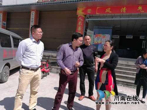 泸县督察组到百和镇督查宣传思想文化工作(图1)