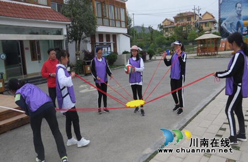 贵州盘州市双凤镇西冲片区两所幼儿园到哒啦仙谷开展拓展训练(图5) 贵州盘州市双凤镇西冲片区两所幼儿园到哒啦仙谷开展拓展训练(图5)