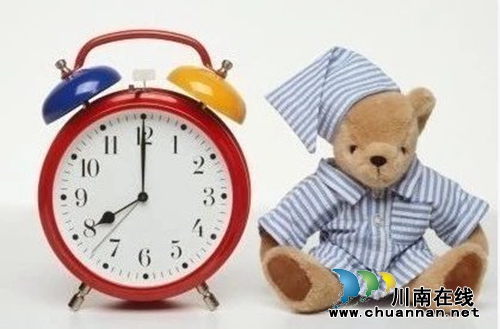 张蓉：在人世行走（现代诗欣赏）(图1)