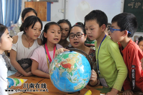 纳溪区棉花坡镇：世界地球日—绘出你心中的地球(图1)