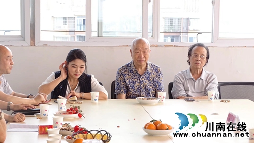 泸州龙马潭区作协2017年度会议暨文学创作分享会(图4) 泸州龙马潭区作协2017年度会议暨文学创作分享会(图4)