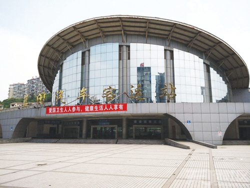 泸州:“老”车站挪新窝 交通格局大洗牌(图7) 泸州:“老”车站挪新窝 交通格局大洗牌(图7)