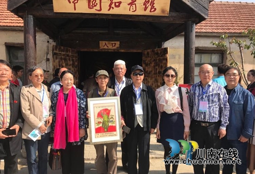 好消息！中国知青有自己的村庄了！(图14)