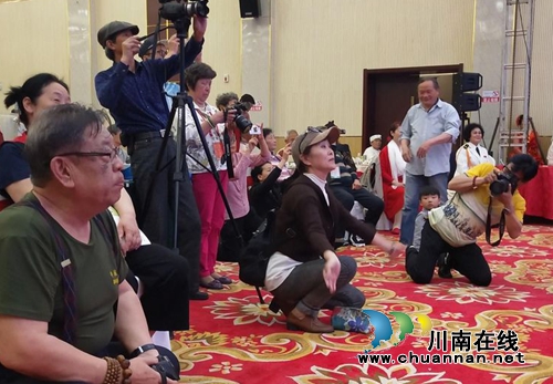 好消息！中国知青有自己的村庄了！(图27)