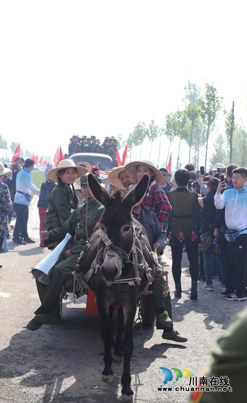 好消息！中国知青有自己的村庄了！(图8)