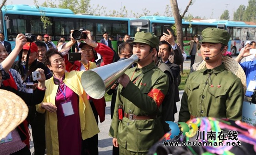 好消息！中国知青有自己的村庄了！(图9)