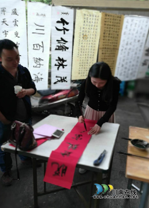 叙永：八旬老翁让书法文化走近寻常百姓(图2)