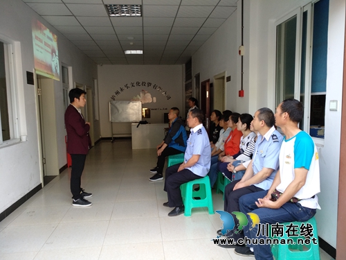 江阳区张坝街道发现王国乐园开展消防培训(图2) 江阳区张坝街道发现王国乐园开展消防培训(图2)