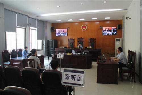 订酒送车送手机?男子私刻公章骗取412万余元(图1) 订酒送车送手机?男子私刻公章骗取412万余元(图1)