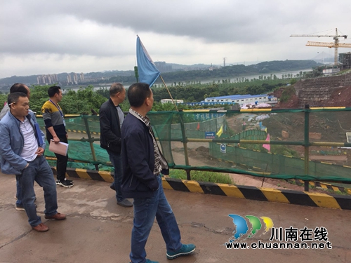 江阳区张坝街道开展地质灾害隐患点排查工作(图1)