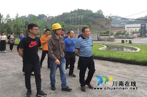 九三学社宜宾翠屏委员会到长江工业园区、象鼻产业园区考察调研(图2)