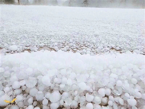 大冰雹突袭叙永&nbsp;持续十多分钟积雹近10厘米(图1)