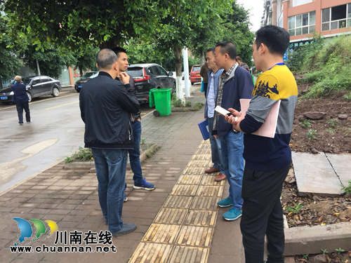 泸州市江阳区张坝街道开展五一节前建筑工地安全检查(图2) 泸州市江阳区张坝街道开展五一节前建筑工地安全检查(图2)