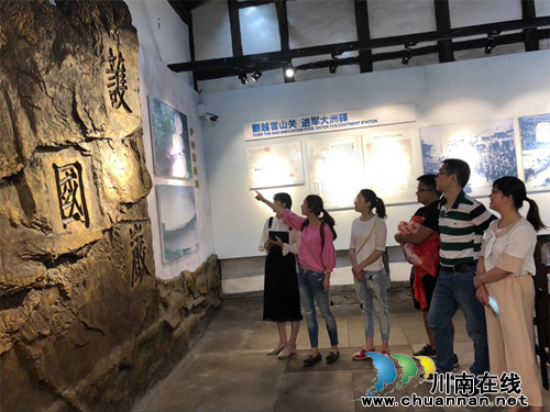 泸州市纳溪区卫计局团委励志弘扬五四精神(图1) 泸州市纳溪区卫计局团委励志弘扬五四精神(图1)