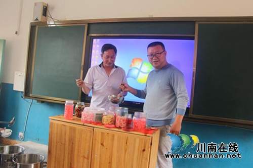 贵州盘州市双凤镇文笔小学科学实验课喜获小成果(图2) 贵州盘州市双凤镇文笔小学科学实验课喜获小成果(图2)