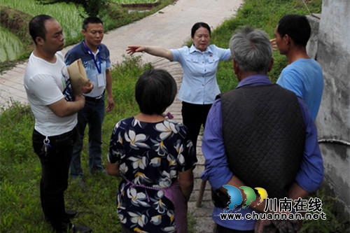 合江县白米镇法律援助进农家(图1)
