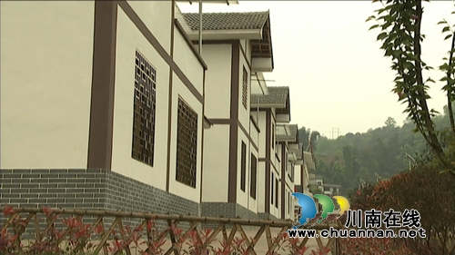 合江回洞桥村：斩穷根挪新屋&nbsp;打开致富兴村路(图4)