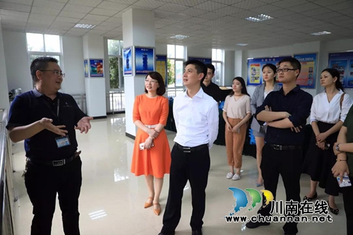 德阳高新区考察团到泸州国家高新区考察交流(图3)