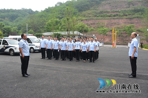 江阳区法院执行局开展周末集中执行活动(图2)