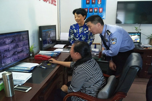 严查违法行为&nbsp;泸州交警打响“夏安”整治战役(图2)