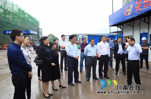 市政协赴泸州国家高新区调研产业创新发展(图2) 市政协赴泸州国家高新区调研产业创新发展(图2)